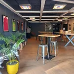 Dali - Restaurant 4*