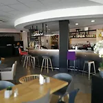 فندق Dali - Restaurant 4*