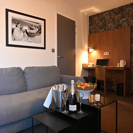 Dali - Restaurant 4*