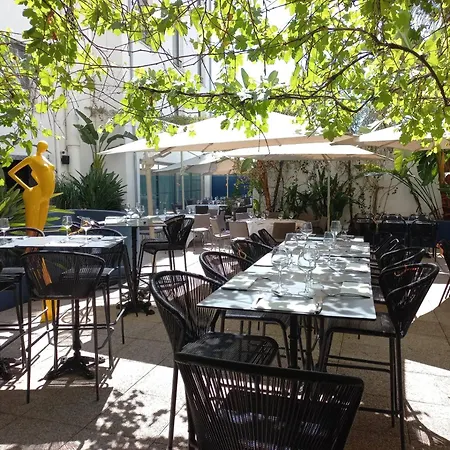 Dali - Restaurant Hotell 4*