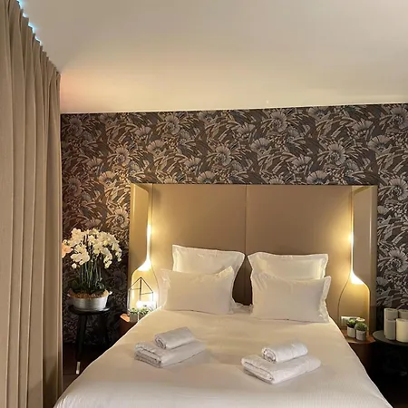 Dali - Restaurant Hotel 4*