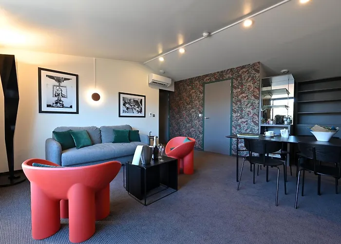 Dali - Restaurant Ξενοδοχείο 4*