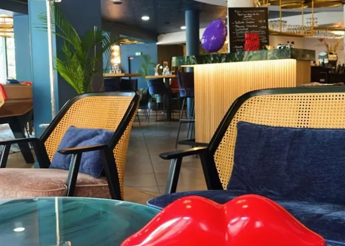 Dali - Restaurant Szálloda