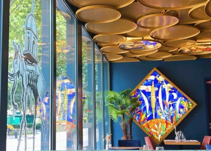 Dali - Restaurant 4* Περπινιάν