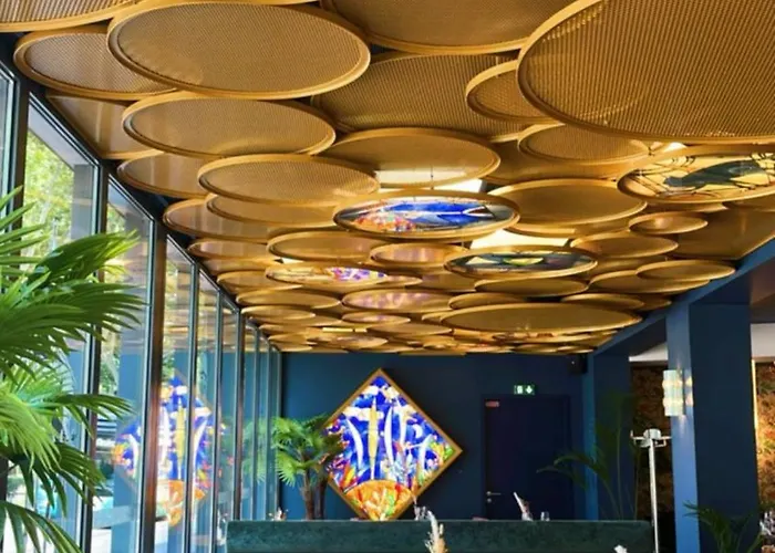 Ξενοδοχείο Dali - Restaurant Περπινιάν