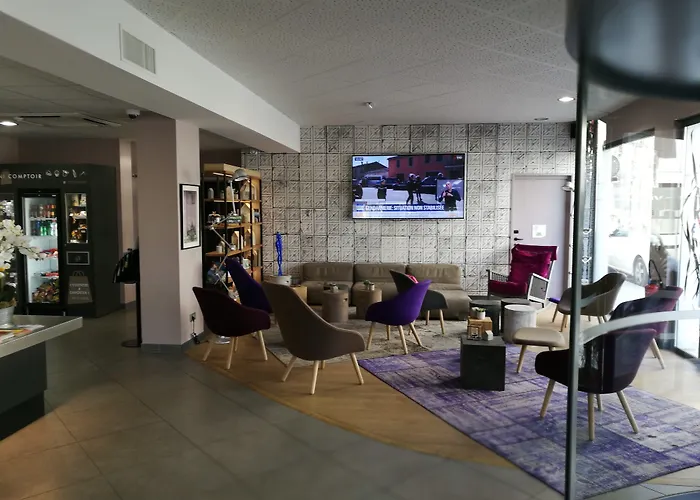 Dali - Restaurant Szálloda