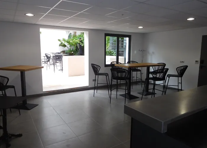 Dali - Restaurant Hotel