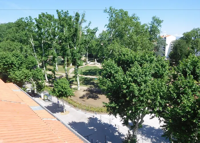 Dali - Restaurant Ξενοδοχείο 4*